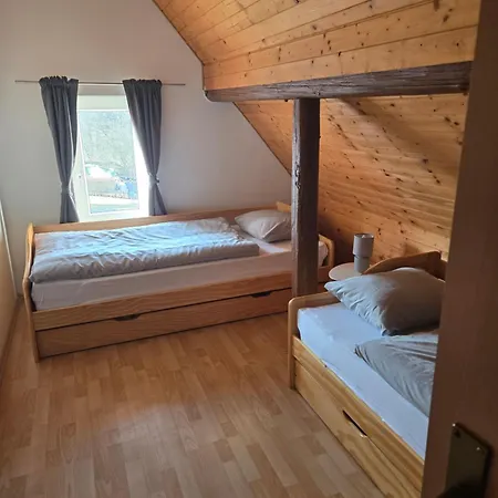 Apartmany Hertvinka Mladé Buky Exterior photo